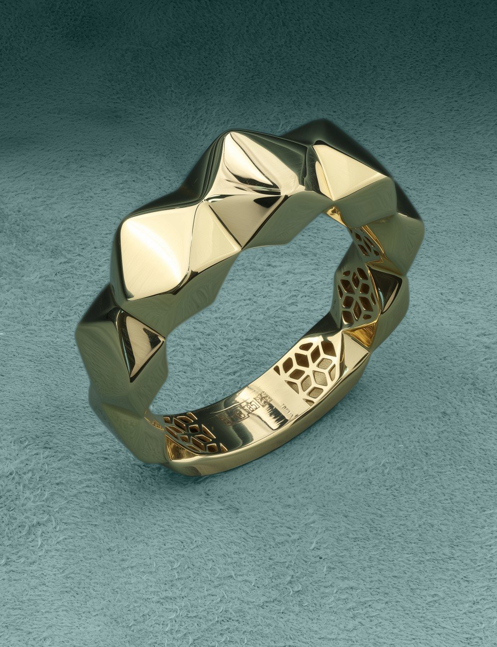 Кольцо из лимонного золота