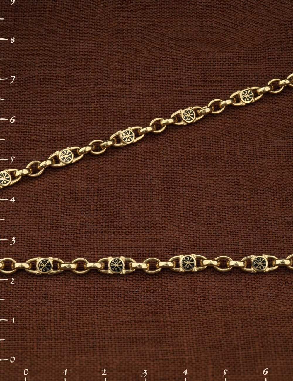 Цепь из лимонного золота c эмалью