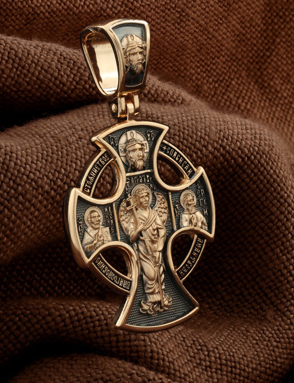 Крест из золота