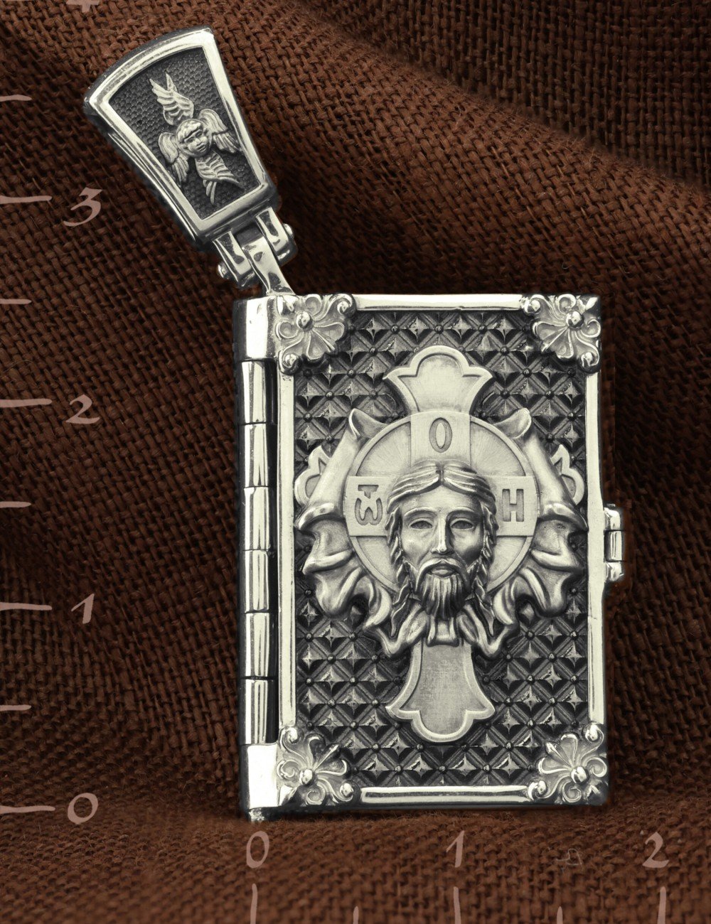 Образок из белого золота