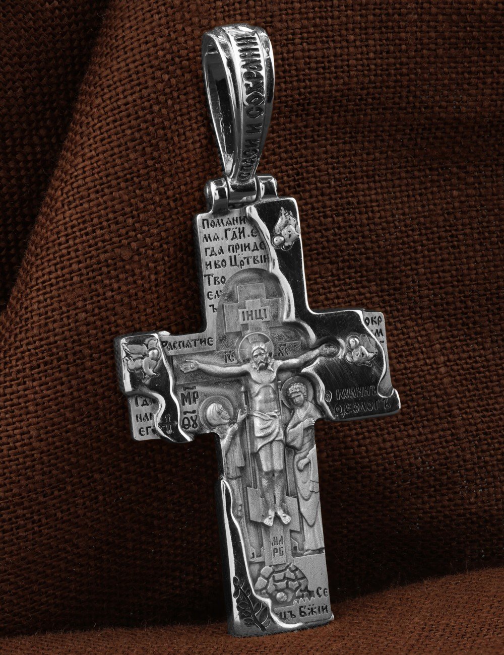 Крест из белого золота