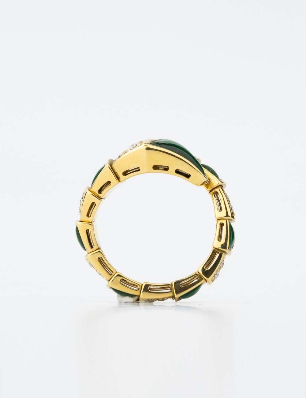 Кольцо из лимонного золота c бриллиантами и малахитом