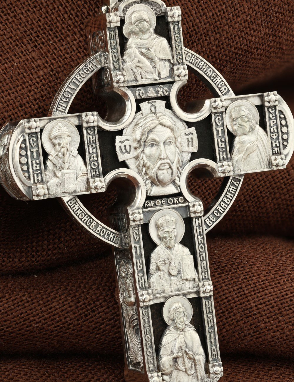 Крест из серебра 925 пробы и золота 585 пробы c эбеновым деревом