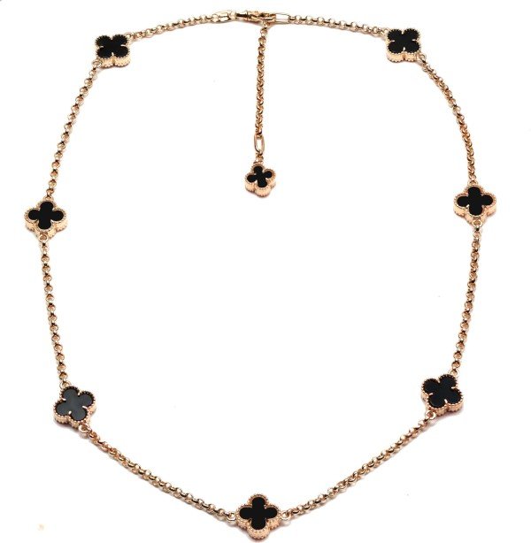 Колье из золота c ониксом