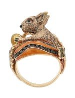 Кольцо из золота c эмалью, гранатом и янтарём