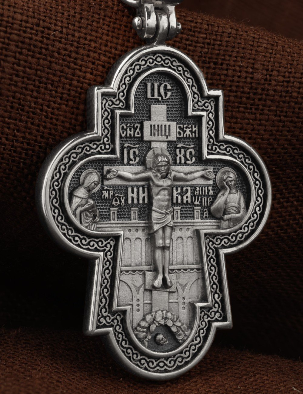 Крест из белого золота