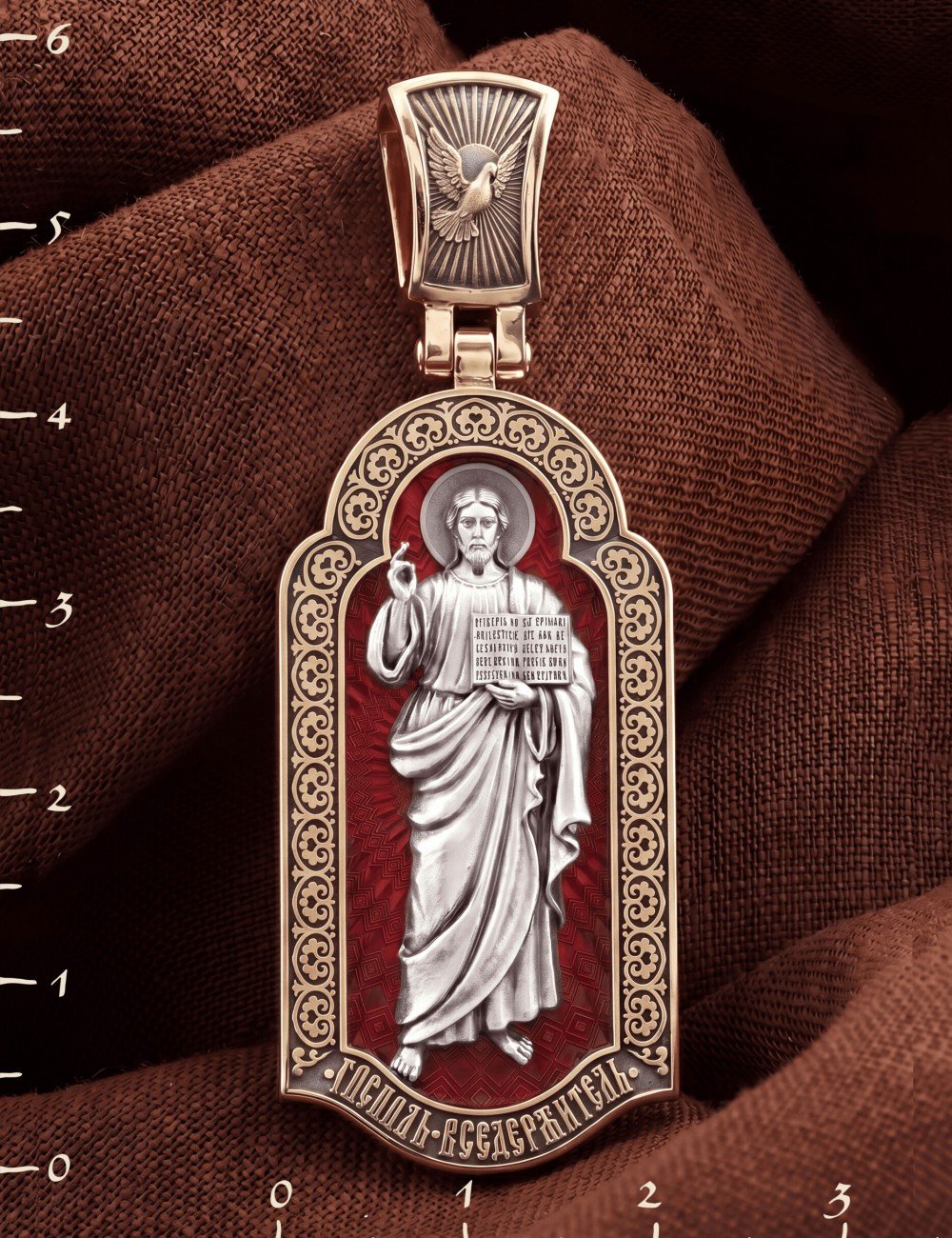 Образок из золота c эмалью