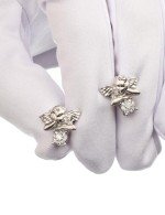 Серьги из белого золота c бриллиантами