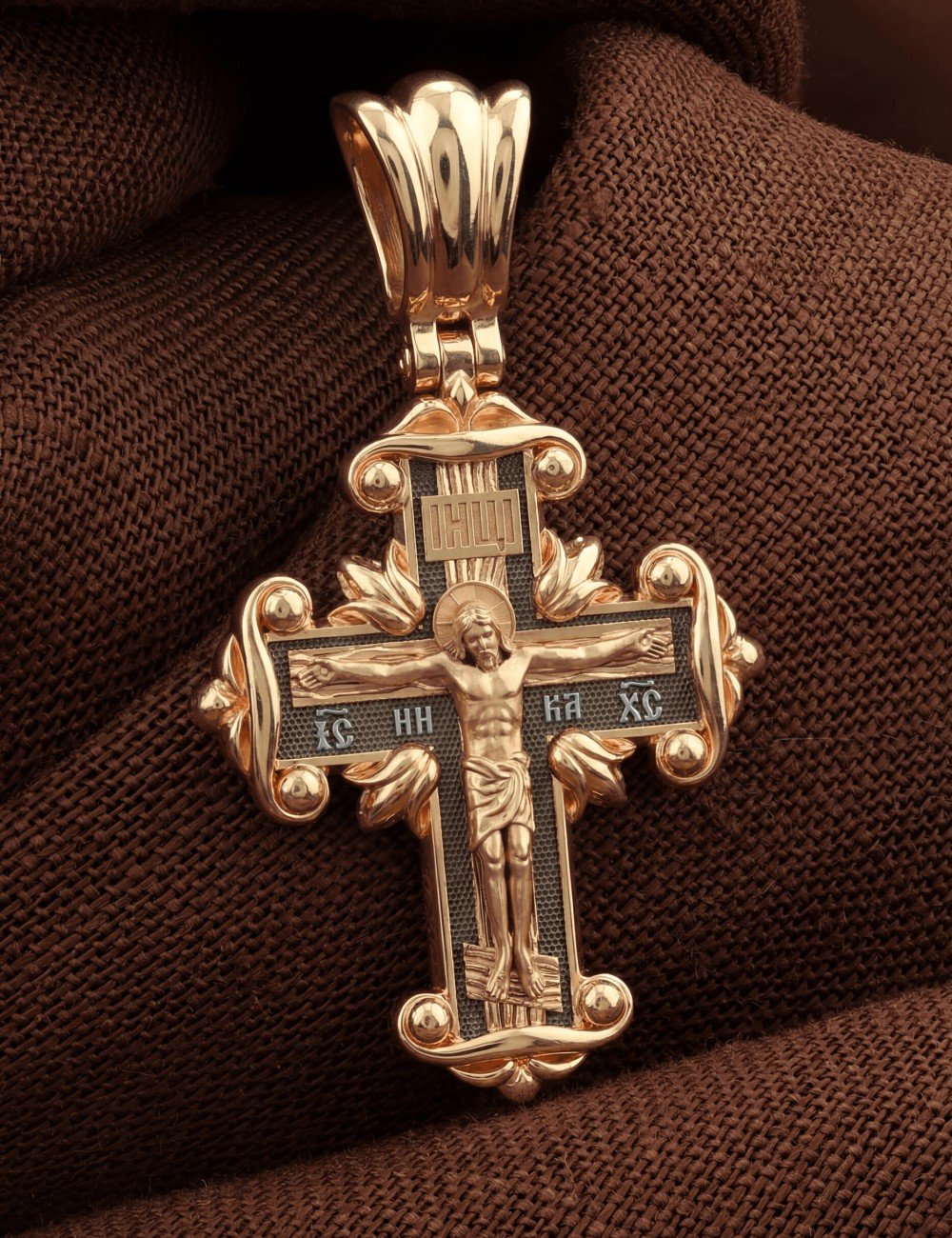 Крест из золота