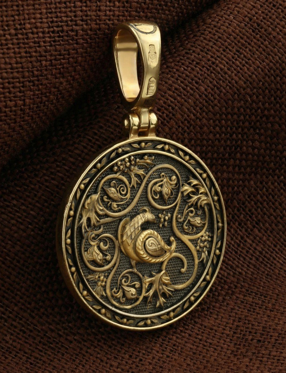 Образок из лимонного золота