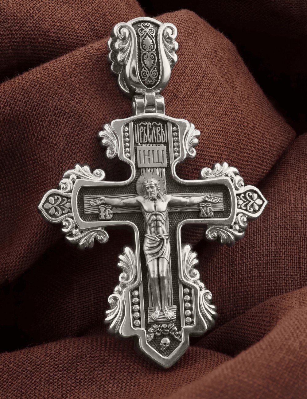 Крест из белого золота