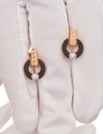 Серьги из золота c бриллиантами и ониксом