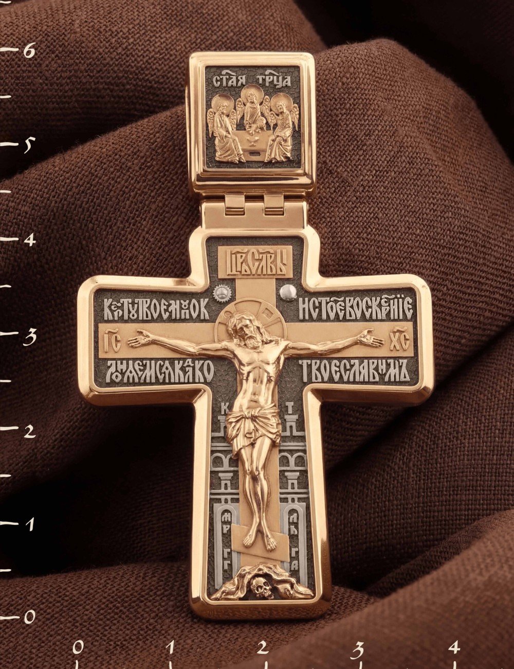 Крест из золота