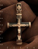 Крест из золота c эмалью и эбеновым деревом