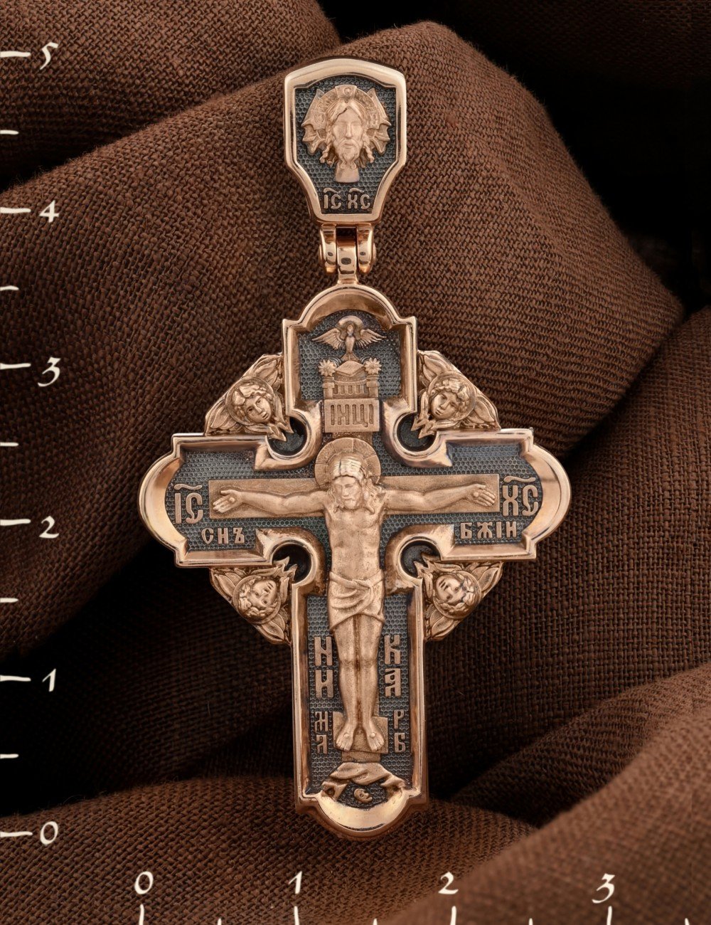 Крест из золота