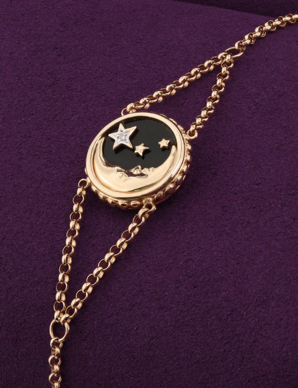 Браслет из золота c бриллиантами, ониксом и перламутром