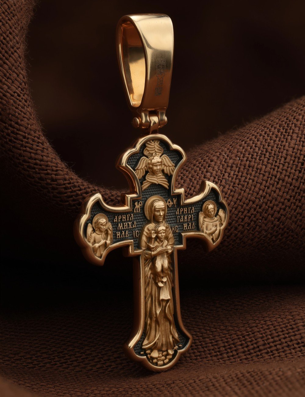 Крест из золота