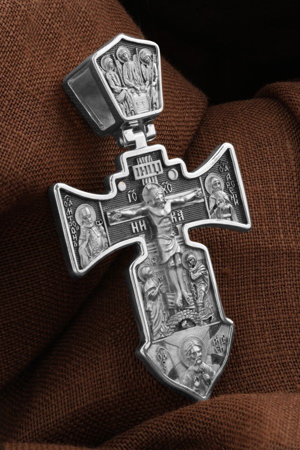 Крест из белого золота