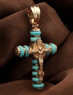 Крест из золота c бирюзой