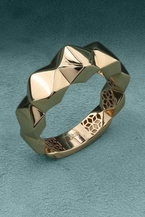 Кольцо из золота