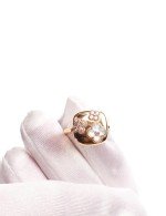 Кольцо из розового золота c бриллиантами и перламутром