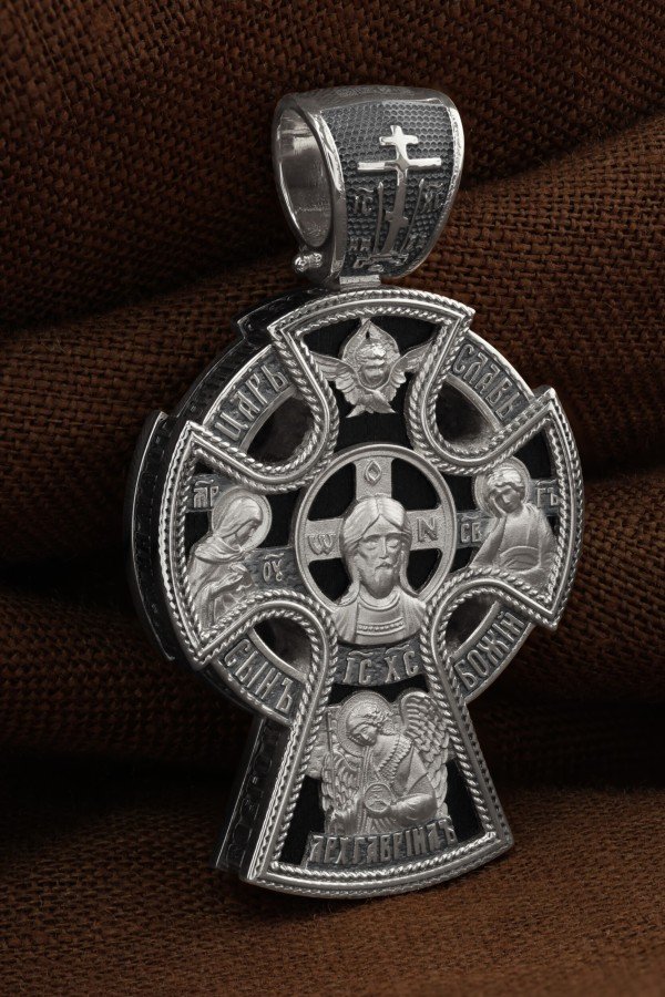 Крест из белого золота c эбеновым деревом