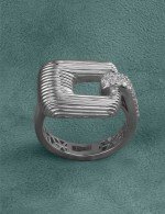 Кольцо из белого золота c бриллиантами