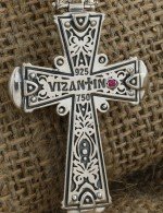 Крест из серебра и золота c ониксом и рубином