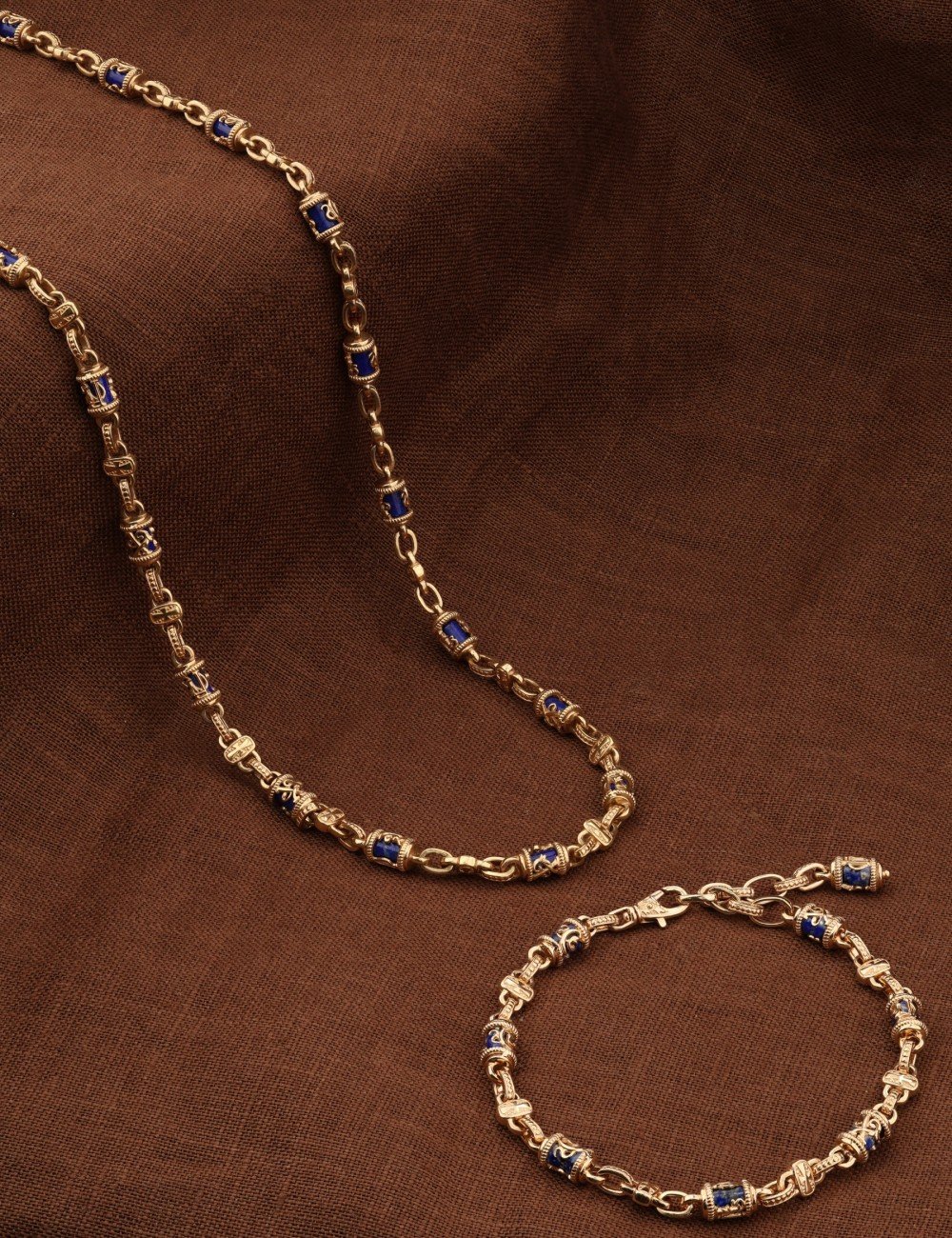 Цепь из золота c лазуритом