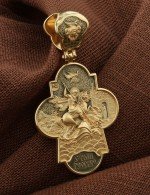 Крест из лимонного золота