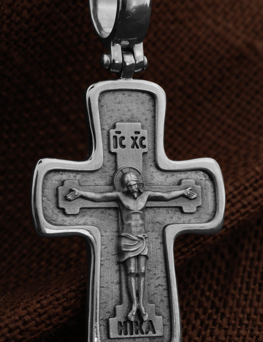 Крест из белого золота