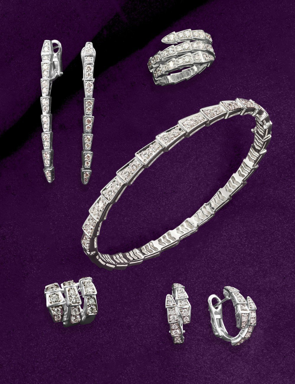 Кольцо из белого золота c бриллиантами