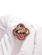 Кольцо из золота c эмалью и перламутром