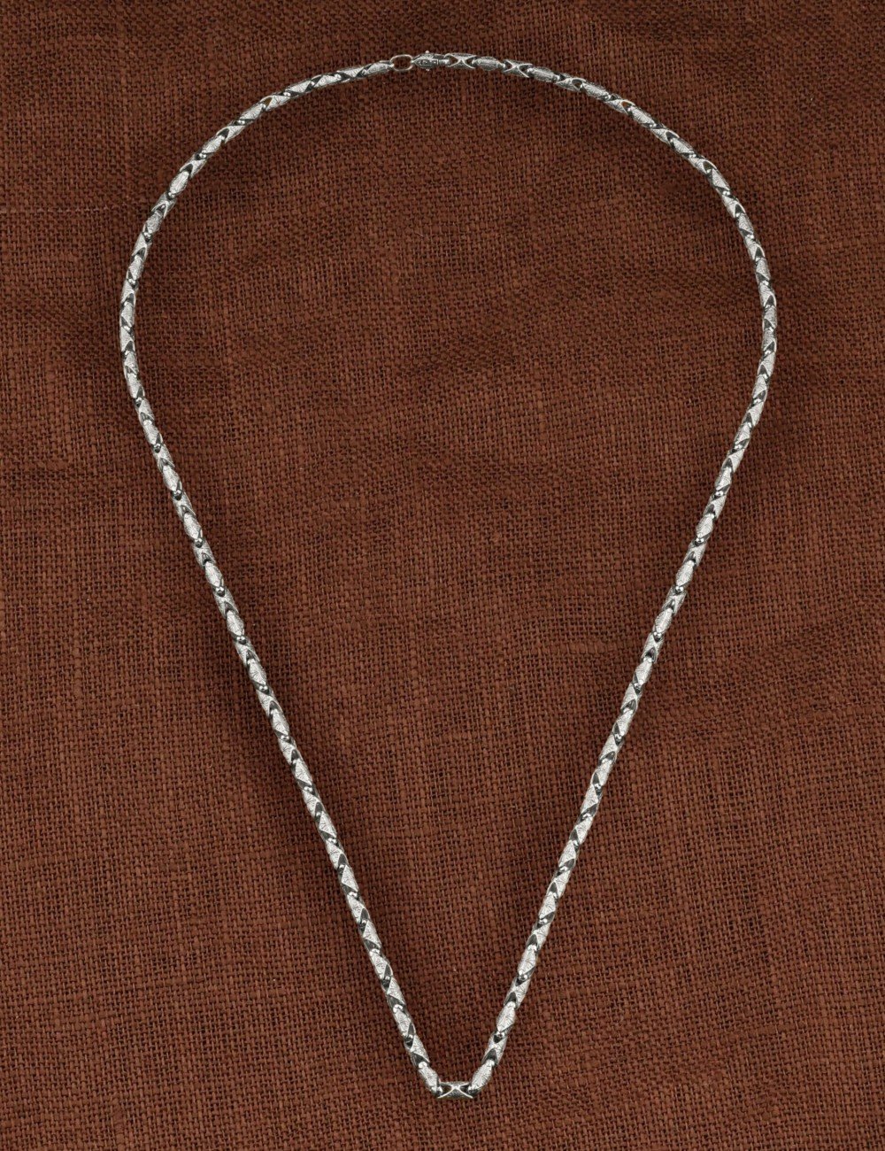 Цепь из белого золота