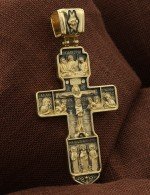Крест из лимонного золота