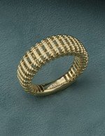 Кольцо из лимонного золота