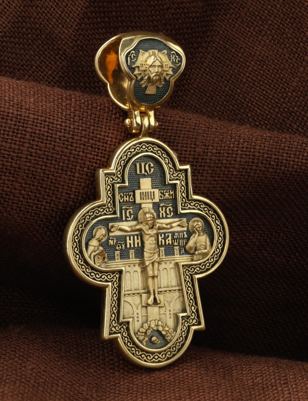 Крест из лимонного золота