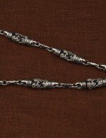 Цепь из белого золота c эмалью и эбеновым деревом