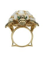 Кольцо из лимонного золота c эмалью и перламутром