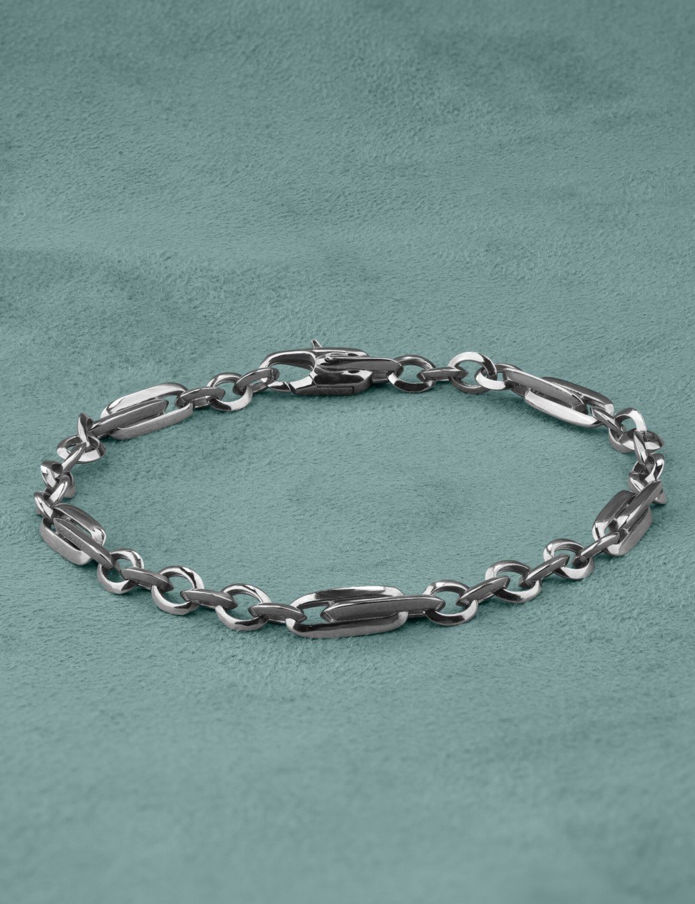 Браслет из белого золота