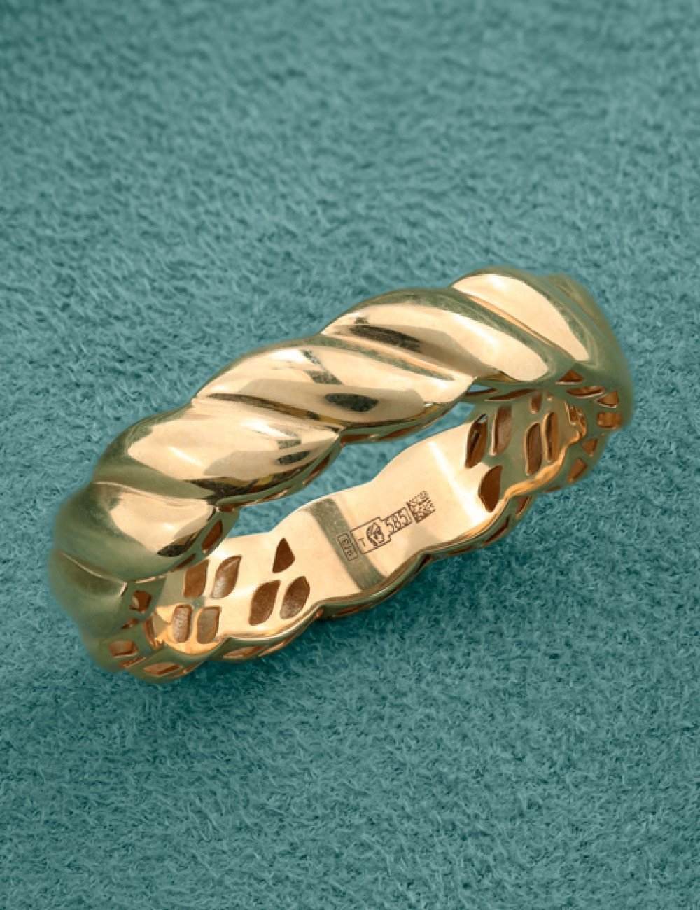 Кольцо из золота