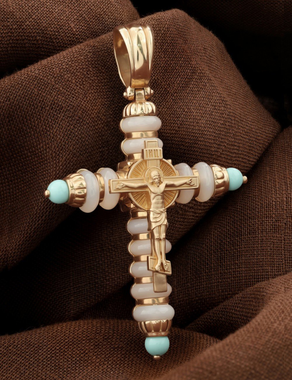 Крест из золота c бирюзой и кахолонгом