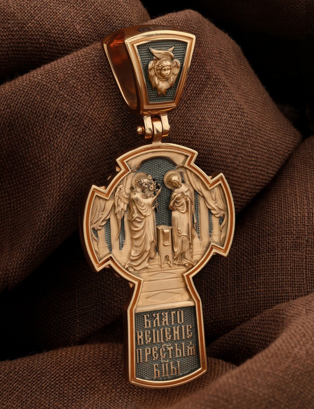 Крест из золота