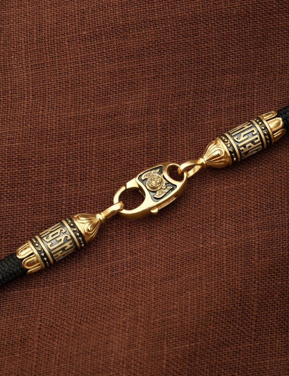 Гайтан из лимонного золота 585 пробы c шёлковым шнурком