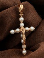 Крест из золота c жемчугом