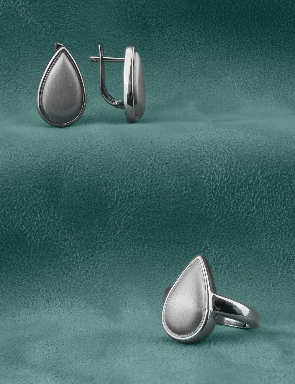 Серьги из белого золота