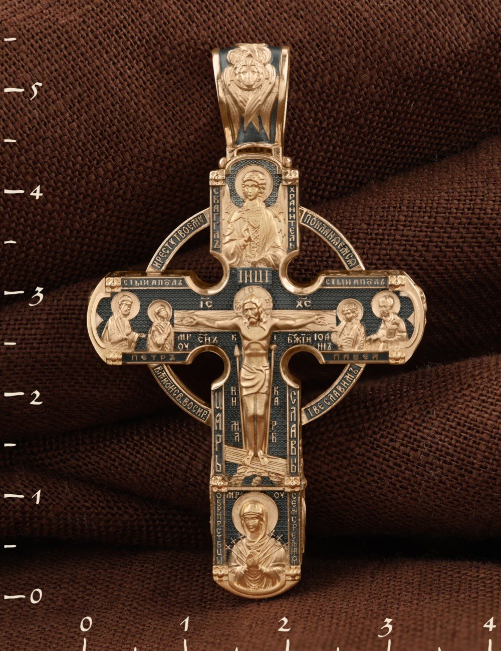 Крест из золота