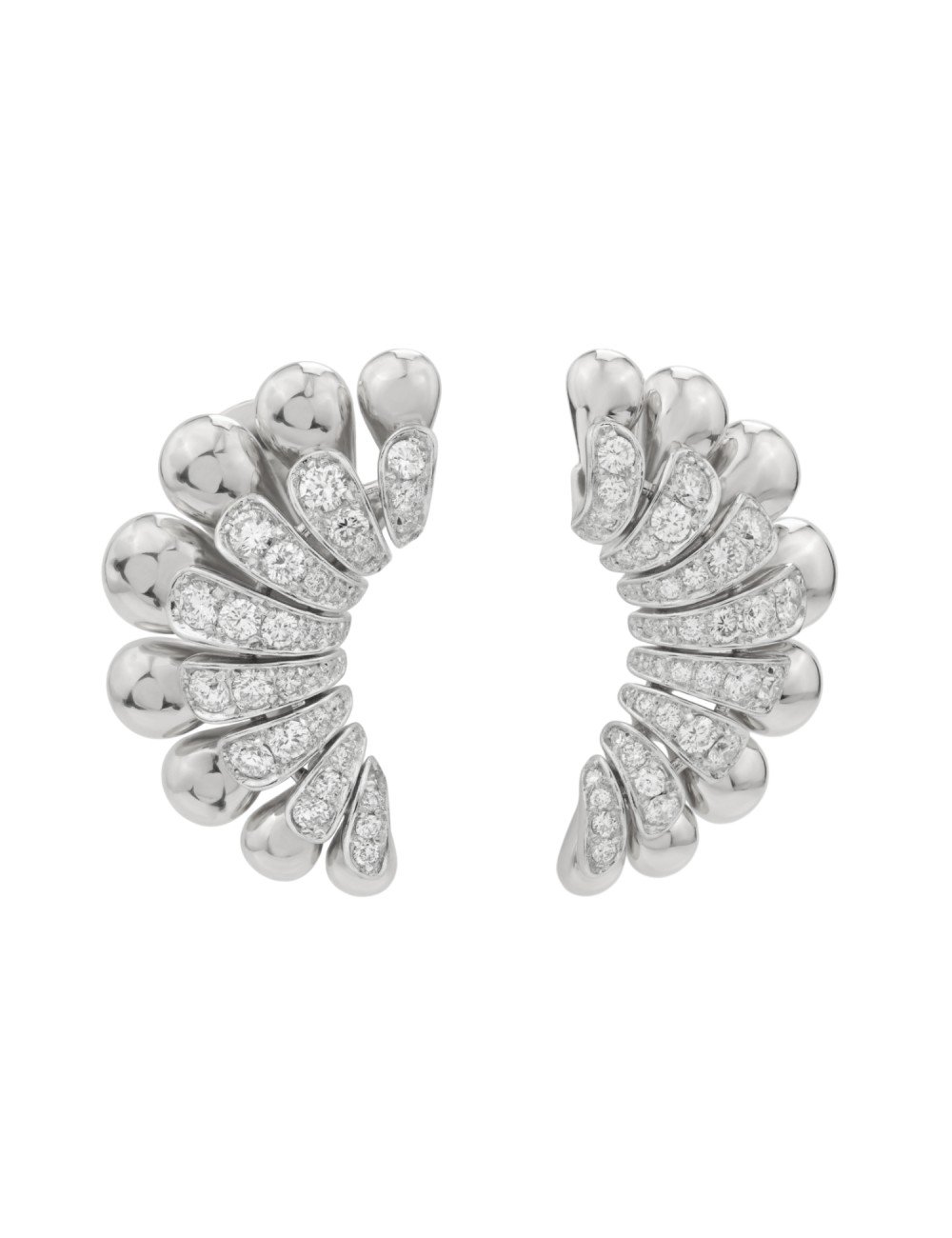 Серьги из белого золота c бриллиантами