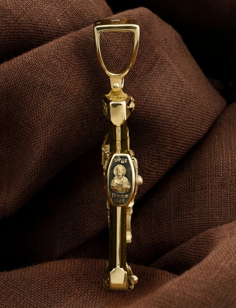 Крест из лимонного золота c эбеновым деревом