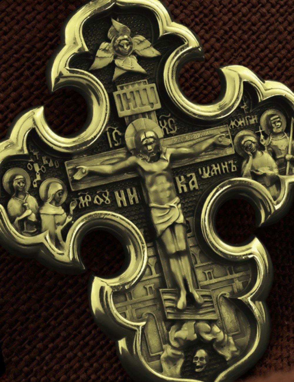 Крест из лимонного золота